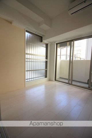 SERENITE本町REFLETの内装写真