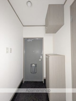 カーサ・Ｙ[1K/30.96m2]の玄関