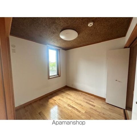 ARTEMURの内装写真