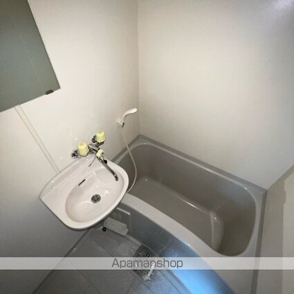 滋賀県草津市西大路町[1K/19.98m2]のバス