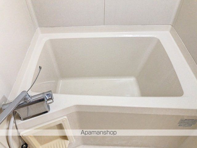 ヴィラ・アンソレイエ葛島の内装写真