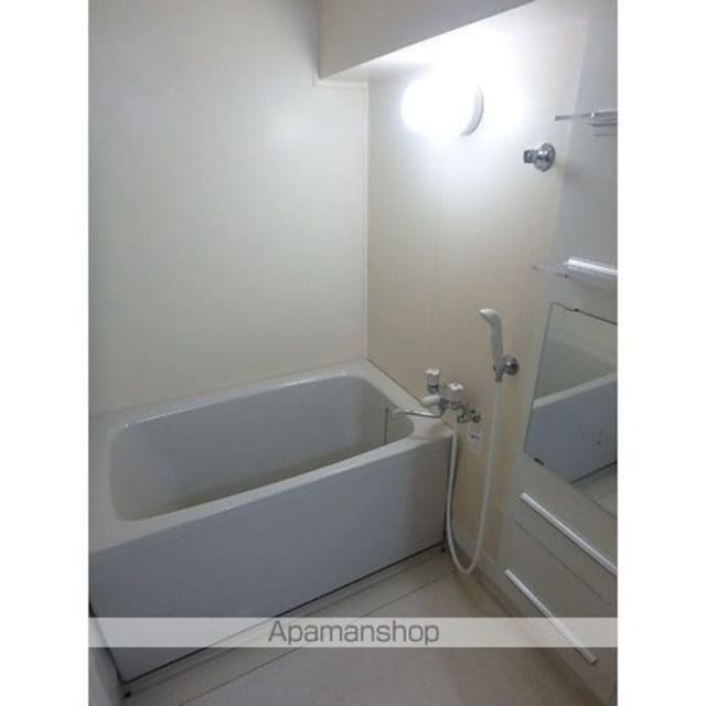 東京都世田谷区弦巻３丁目[3DK/56.7m2]のバス