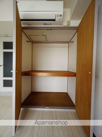 麦島建設本社ビルの内装写真