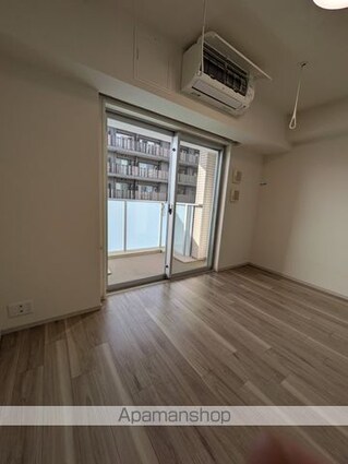 東京都中野区本町４丁目[1K/25.11m2]のリビング・居間