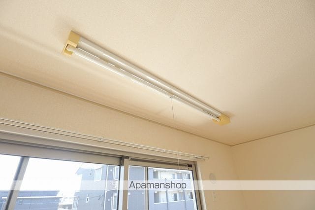 ルーエ岐南 Aの内装写真