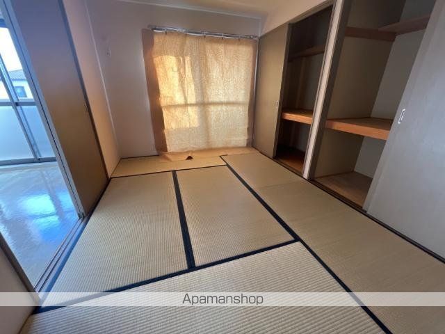 コンフォールシャトーの内装写真