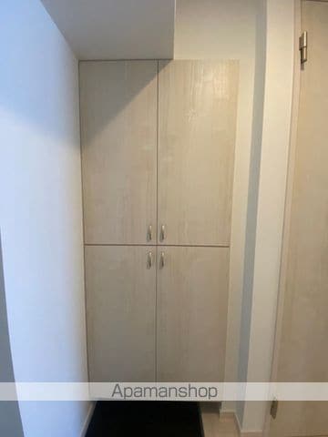 モダンパラッツォ大名の内装写真