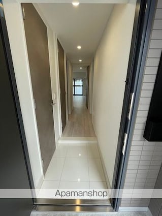 東京都八王子市八日町[2SLDK/65.32m2]の玄関