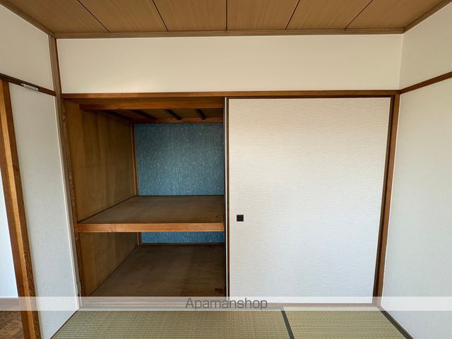 フラワリータウン志紀G棟の内装写真