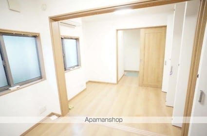 葛飾区東新小岩戸建[2LDK/75.63m2]の内装2