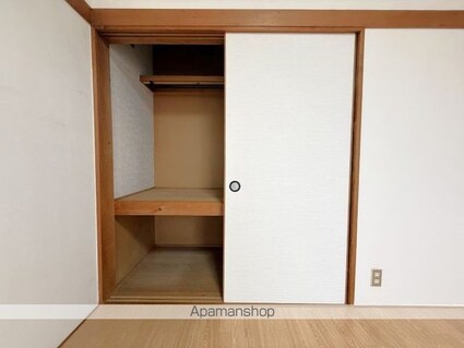 ハウザー美原[2LDK/52.17m2]の収納