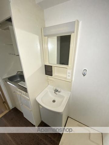 ESLEADDOSHINDAISANの内装写真