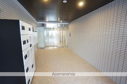 メゾンドール平和通[1LDK/44.55m2]のエントランス