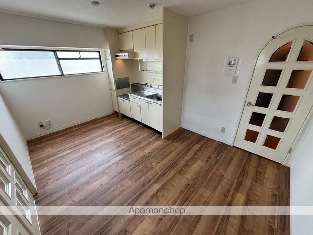 マイルド新大阪レジデンス3号館の内装写真