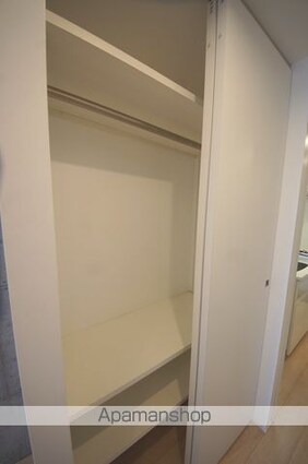 東京都新宿区西新宿３丁目[1K/30.63m2]の収納