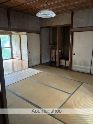 小田急電鉄小田原線 富水駅 徒歩8分 2階建 築63年の内装写真