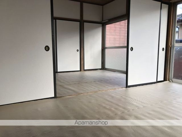 ＪＲ常磐線 いわき駅 バス乗車時間：30分 最寄りバス停で下車 徒歩3分 1階建 築50年の内装写真