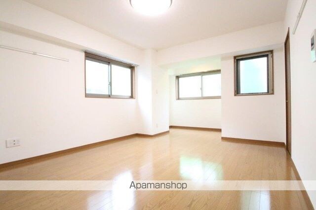 東京都台東区東上野６丁目[1R/37.82m2]のリビング・居間