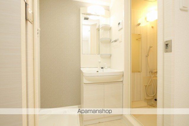 SーRESIDENCE新大阪WESTの内装写真