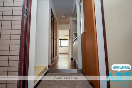 メゾン・ド・メシュー[1K/19.04m2]の玄関