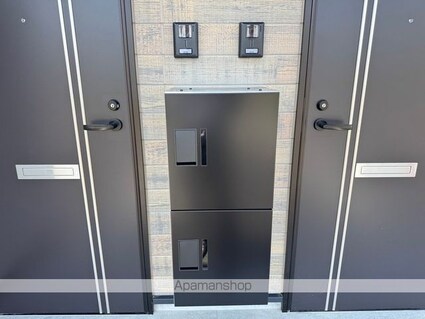 Ｓｅｎｔｉａ南吉田[1LDK/32.25m2]のエントランス