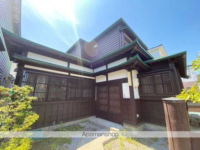 元町10番貸家