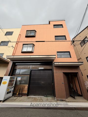 玉栄マンションの外観写真