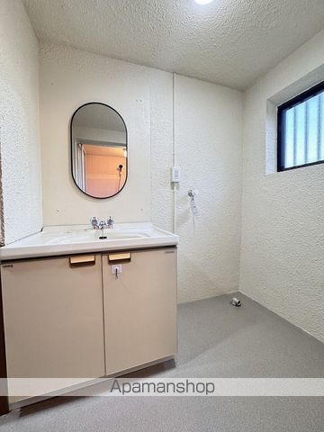 西武鉄道拝島線 西武立川駅 徒歩13分 2階建 築63年の内装写真
