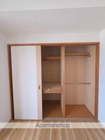 フローリッシュ広呂原の内装写真