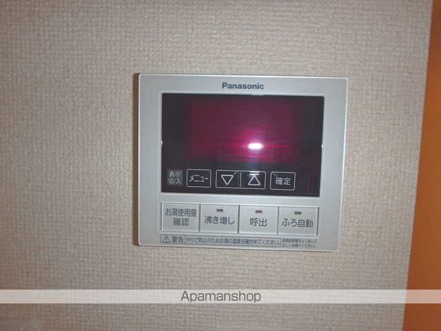 PLATZ・Eの内装写真
