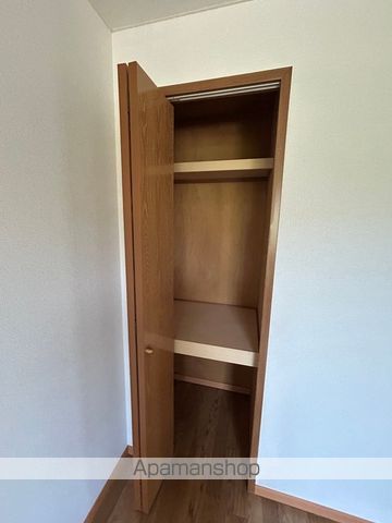 レジデンスマルヨAの内装写真