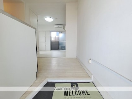 オックスフォードサーカス春日町本館[1K/21.06m2]の玄関