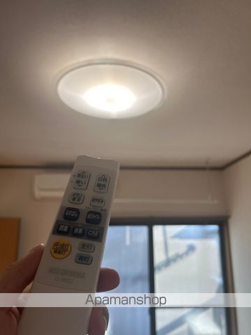 アムールN IIの内装写真