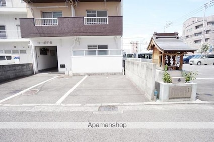 コーポ千舟[1K/21.26m2]の駐車場