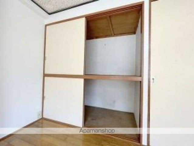 メゾン松ヶ丘の内装写真