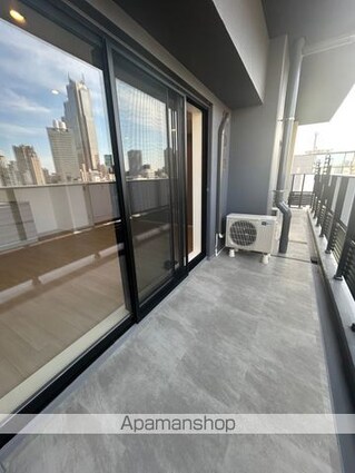 ザ・パークハビオ代々木[2LDK/56.46m2]のバルコニー