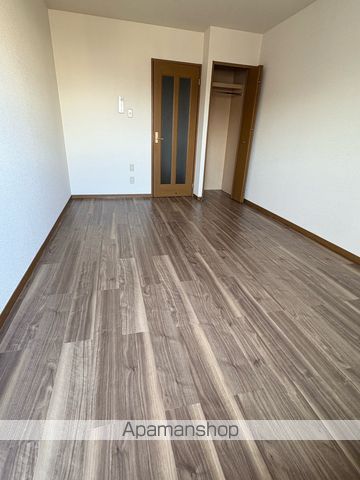 TOMY’S COURT北花田の内装写真
