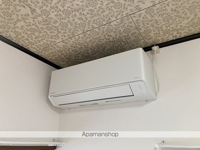 新潟市西区 1階建 築52年の内装写真