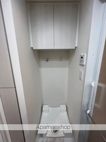 【中野区本町のマンションの写真】