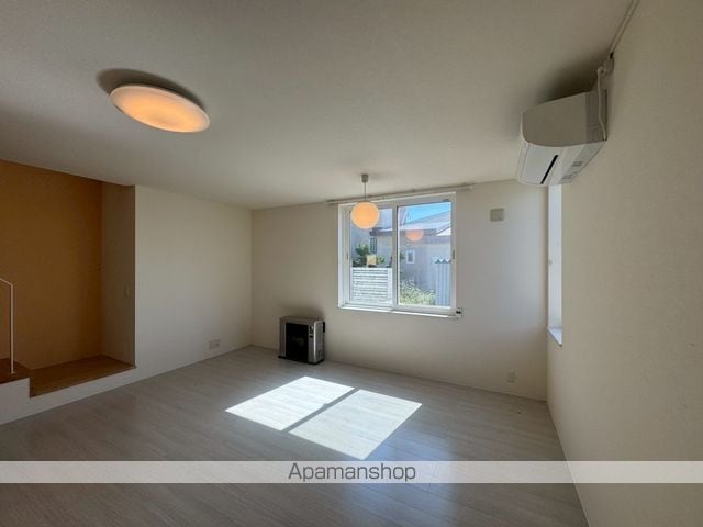 detached 北海道中川郡幕別町緑町9-30

地図を見る