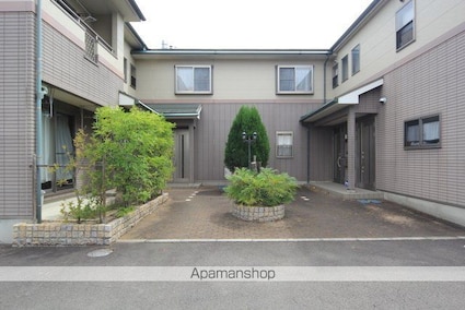 メゾン・デ・フルールⅡ[2LDK/71.21m2]の外観3