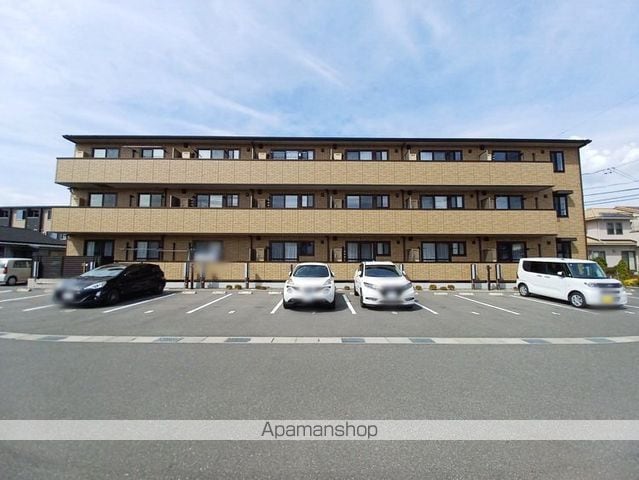DーROOM宮田東の外観写真