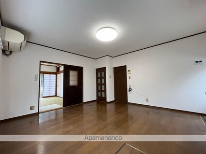 甲南町深川貸家[4LDK/84.45m2]の内装3