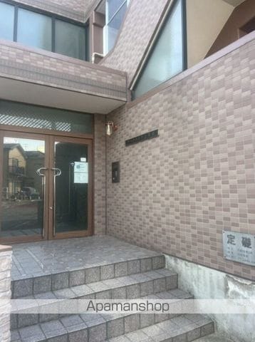 アークハイツ上永谷の玄関写真