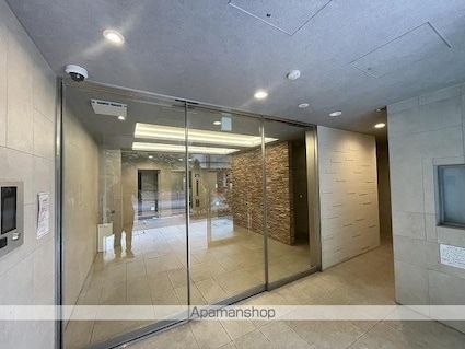 ＡＬＴＥＲＮＡ東池袋[2K/25.74m2]のロビー