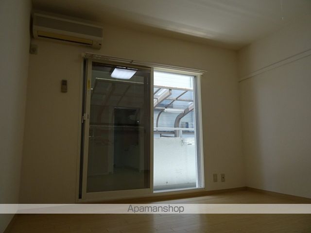 イーグルハイツ銀杏町の内装写真