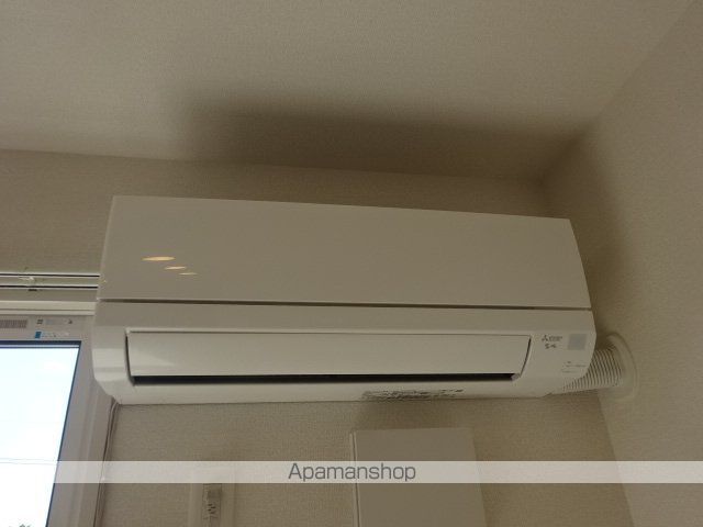 ロイヤルステージ横浜町の内装写真
