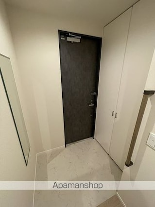 ミレ・ヴェルデ[2LDK/60.28m2]の玄関