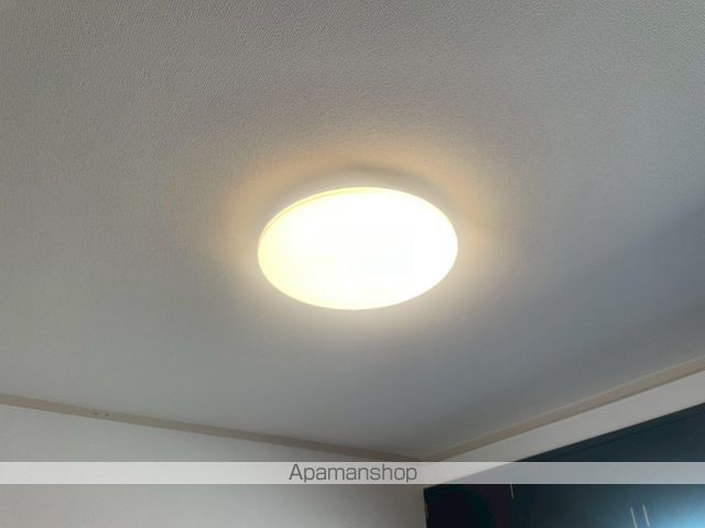 プレゼンス紀伊の内装写真