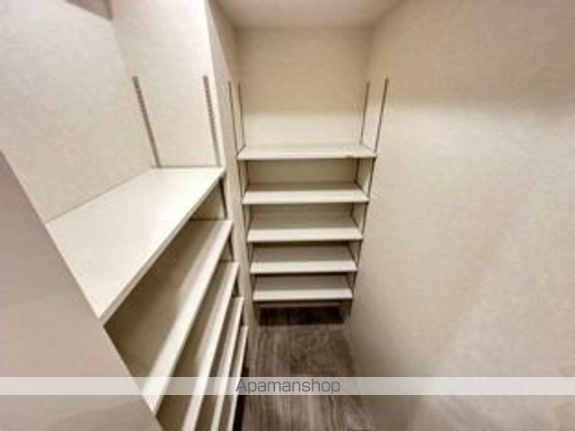アーバネックス東梅田の内装写真